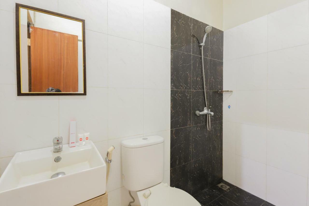Oyo 968 Tirthankara Residence Jakarta Exterior photo